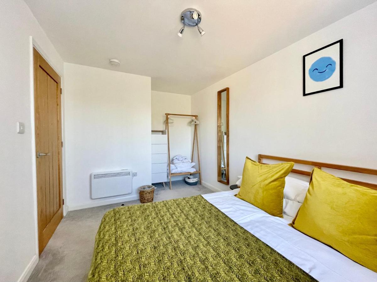 Aura Ground Floor Apartman York Kültér fotó